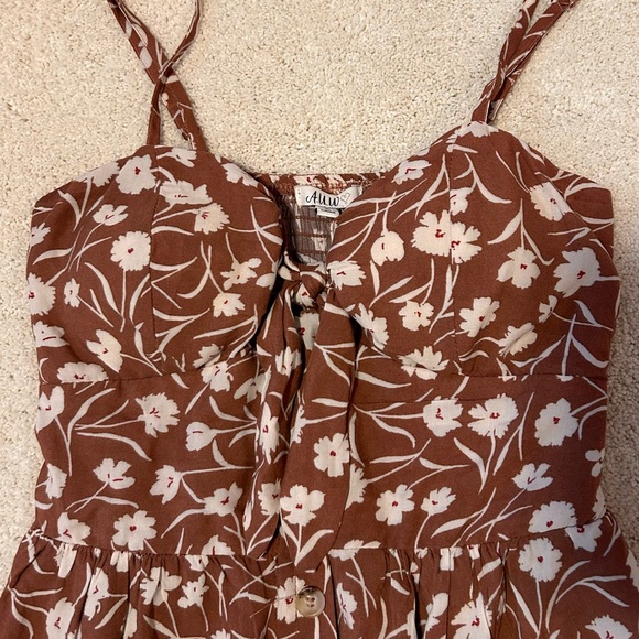 Tie Front Floral Brown Dress - Picture 2 of 2